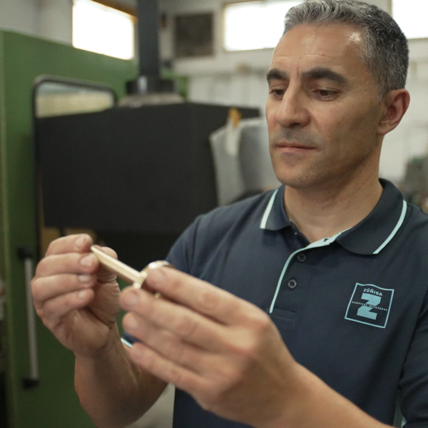 La innovación en plásticos comienza en Zúñiga.